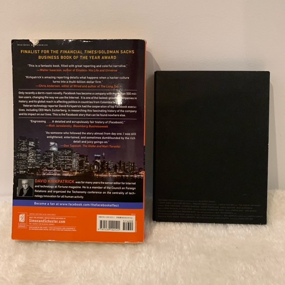 The Social Network DVD & The Facebook Effect Book - Picture 7 of 7